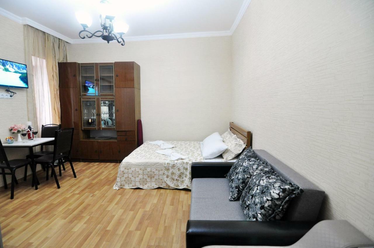 Apartment Albatross Τυφλίδα Εξωτερικό φωτογραφία